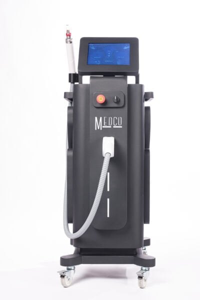 MEDCO ND-YAG DÖVME SİLME (CARBON PEELİNG) CİHAZI