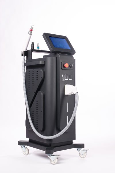 MEDCO ND-YAG DÖVME SİLME (CARBON PEELİNG) CİHAZI